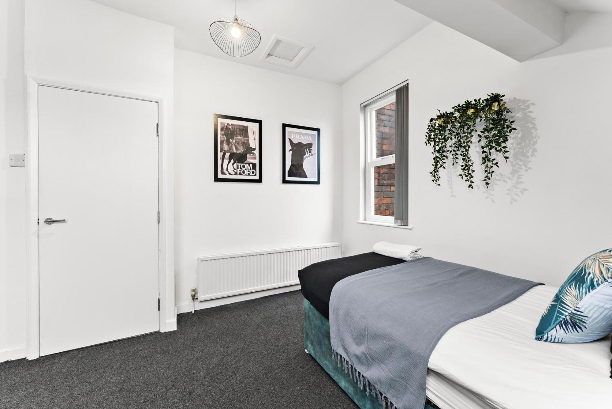 20 Percent Off! Stylish Sheffield Abode Sleeps 12 Apartment Екстериор снимка