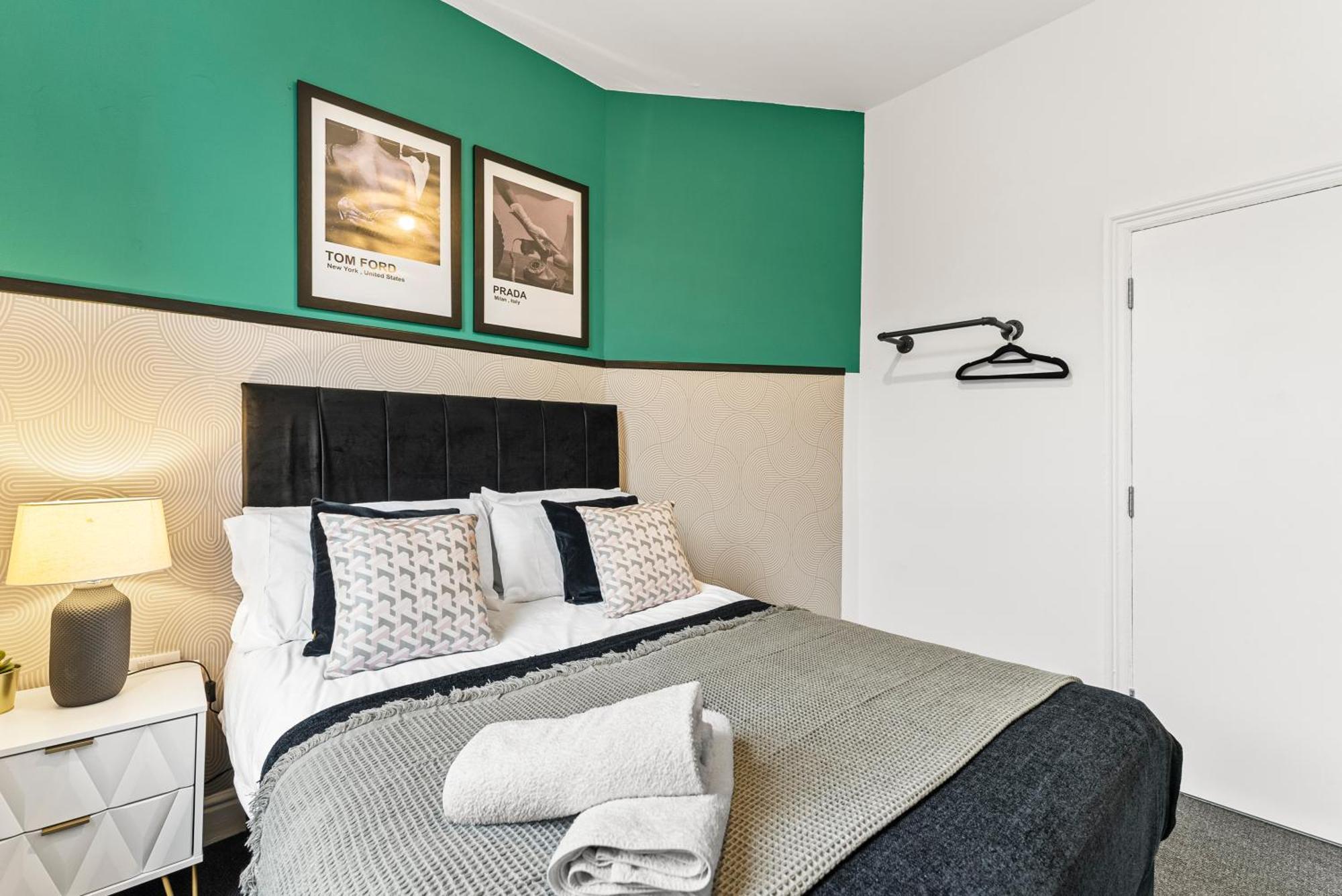 20 Percent Off! Stylish Sheffield Abode Sleeps 12 Apartment Екстериор снимка