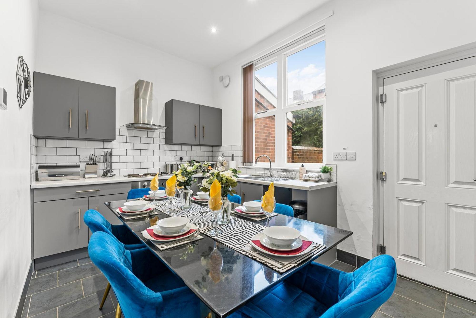 20 Percent Off! Stylish Sheffield Abode Sleeps 12 Apartment Екстериор снимка