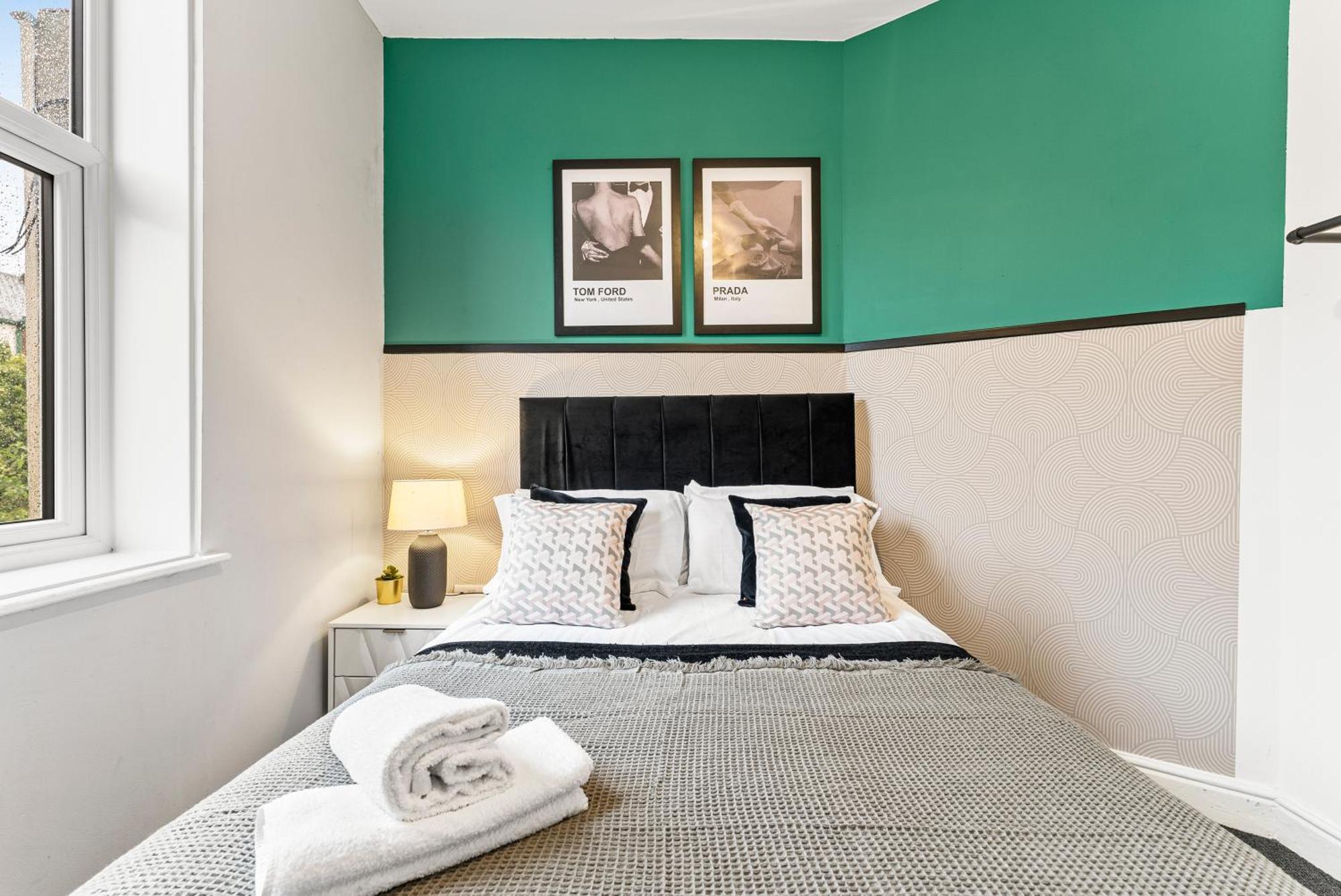 20 Percent Off! Stylish Sheffield Abode Sleeps 12 Apartment Екстериор снимка